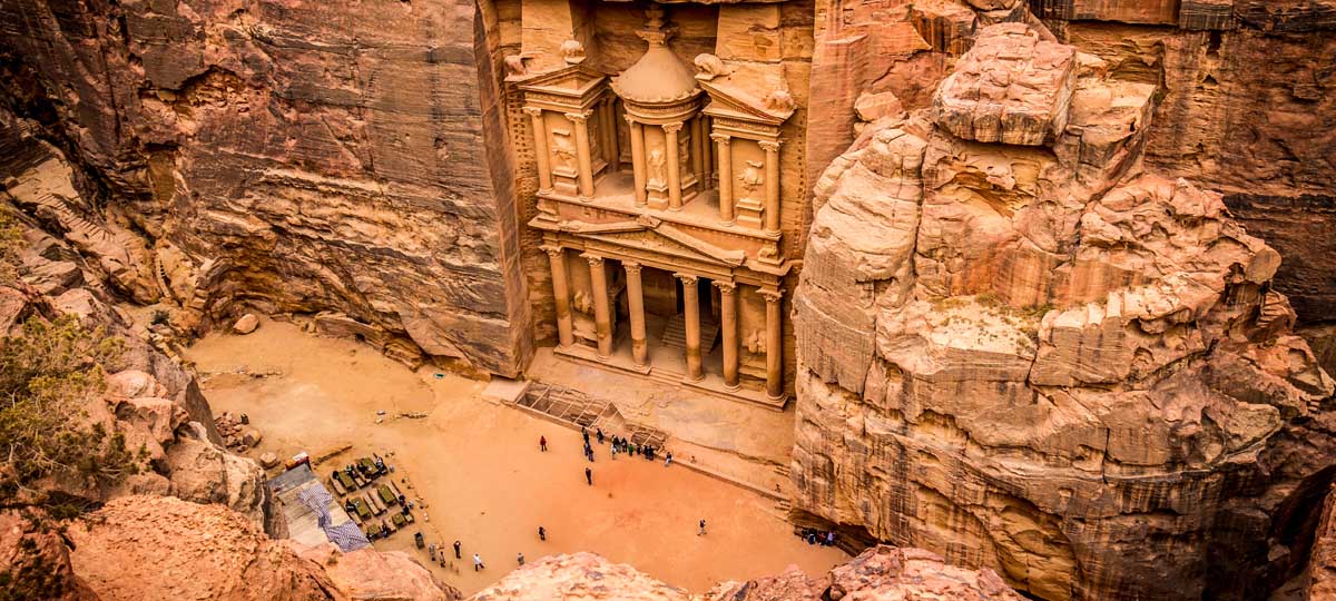 Full Day Petra in Depth – the Lost City of Stone
